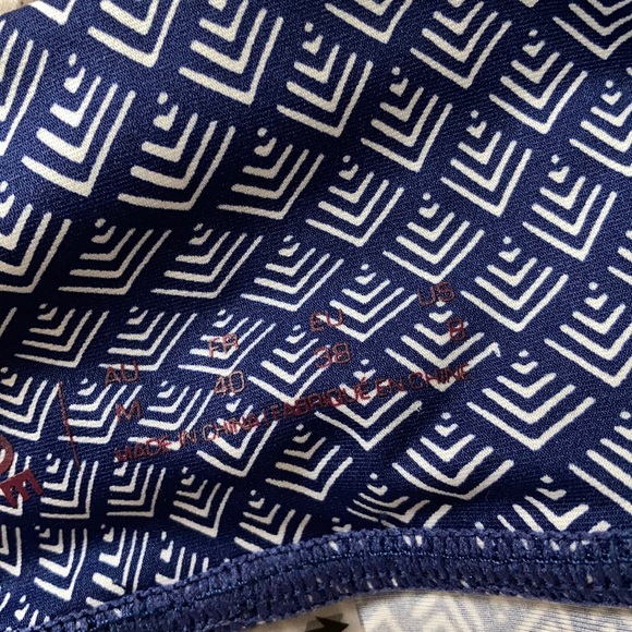 The Upside athletic leggings - Picture 6 of 6